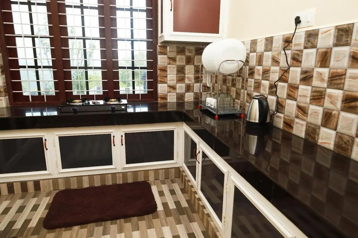 Hill View Homestay Pullikkanam バガモン
